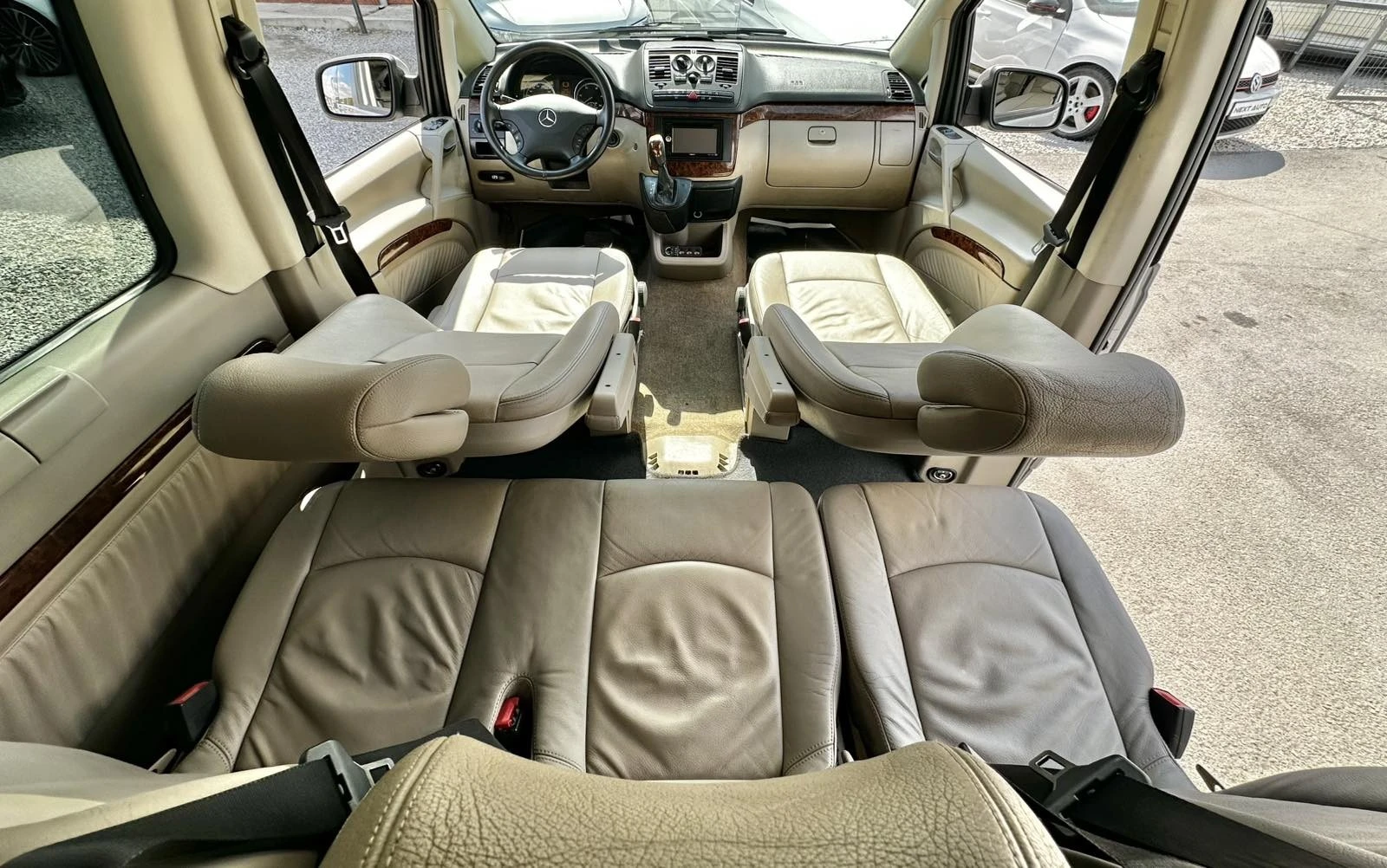 Mercedes-Benz Viano 3.0CDI 204HP LONG 7+ 1, снимка 10 - Автомобили и джипове - 53974073