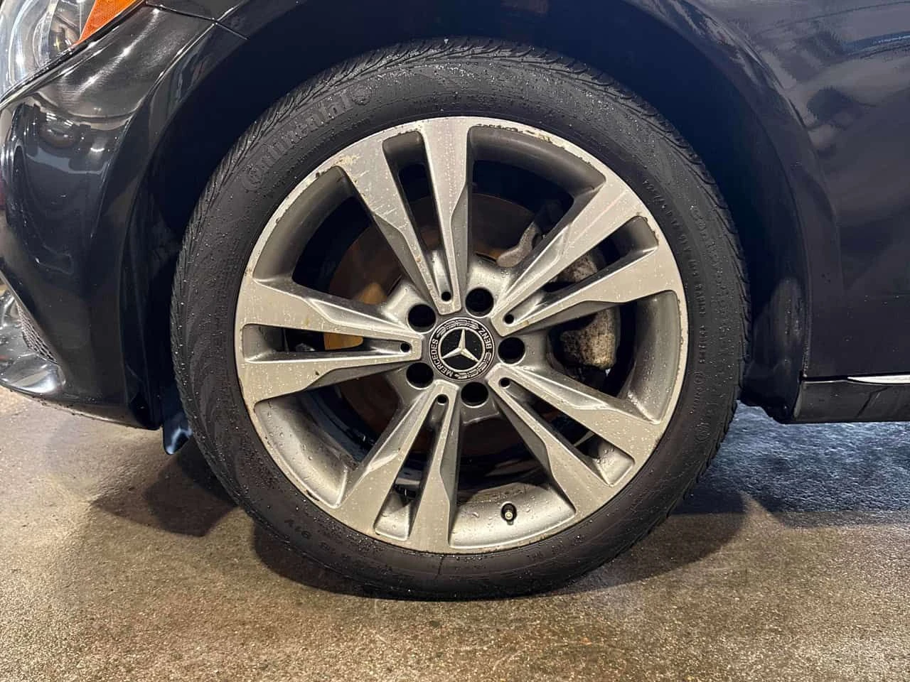 Mercedes-Benz C 300 * CARFAX * * KEYLESS ENTRY* * ПАНОРАМА* * ПОДГРЕВ*, снимка 6 - Автомобили и джипове - 54057411