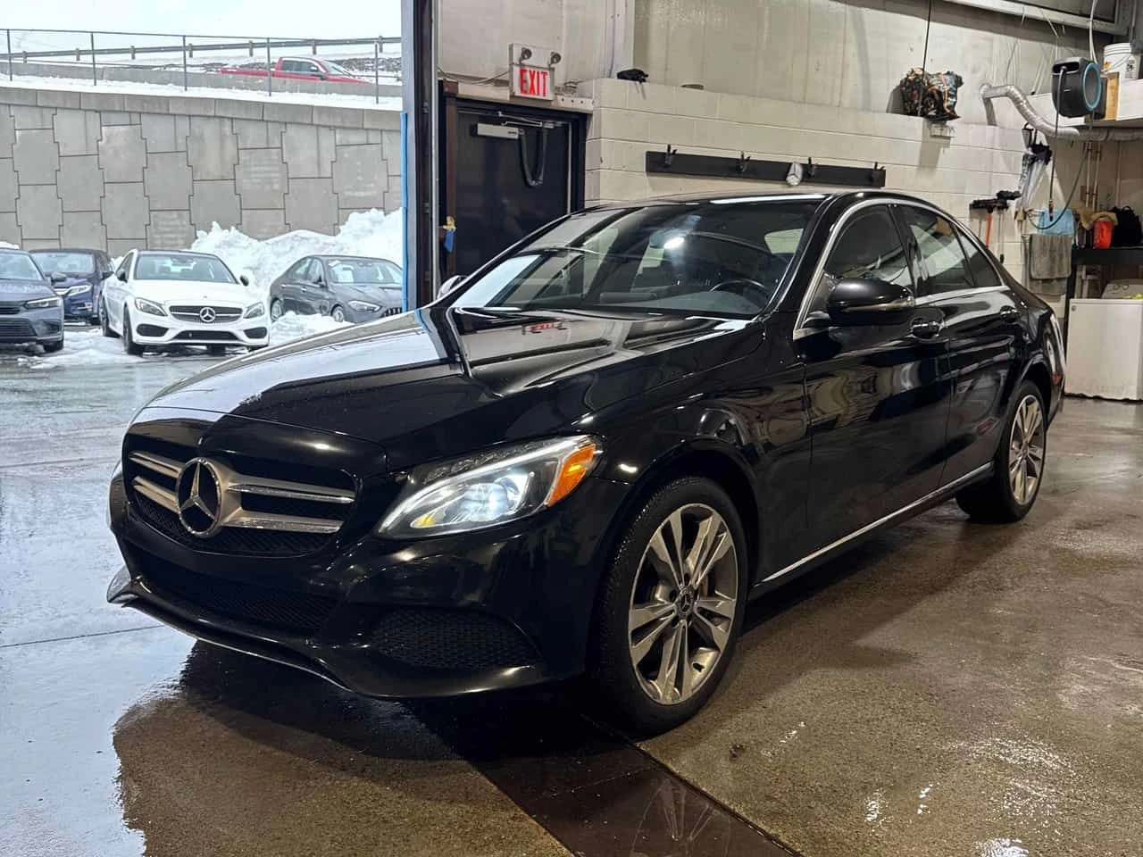 Mercedes-Benz C 300 * CARFAX * * KEYLESS ENTRY* * ПАНОРАМА* * ПОДГРЕВ*