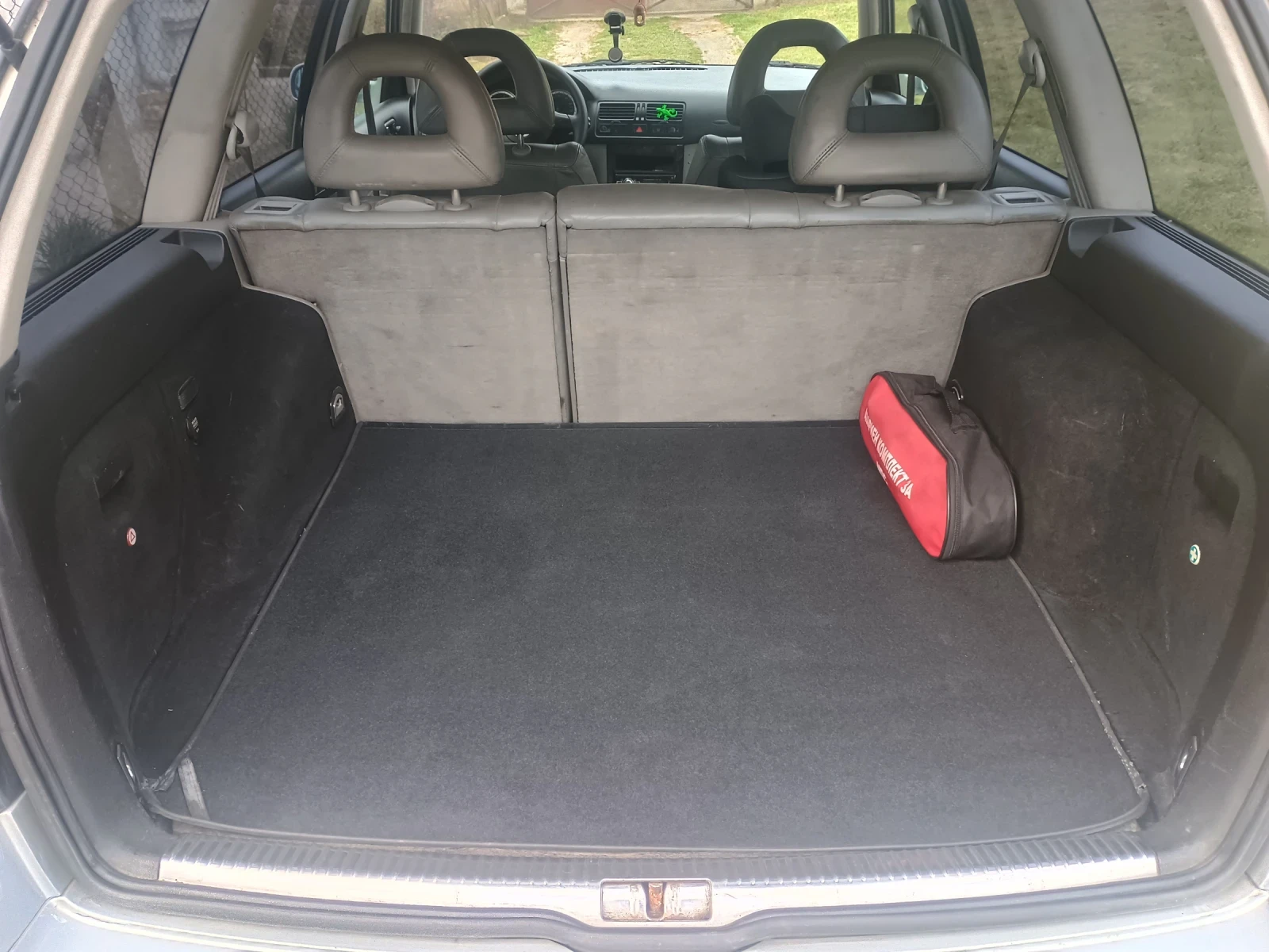 VW Bora 1.9 TDI 4 motion 6 скорости, снимка 10 - Автомобили и джипове - 54227862