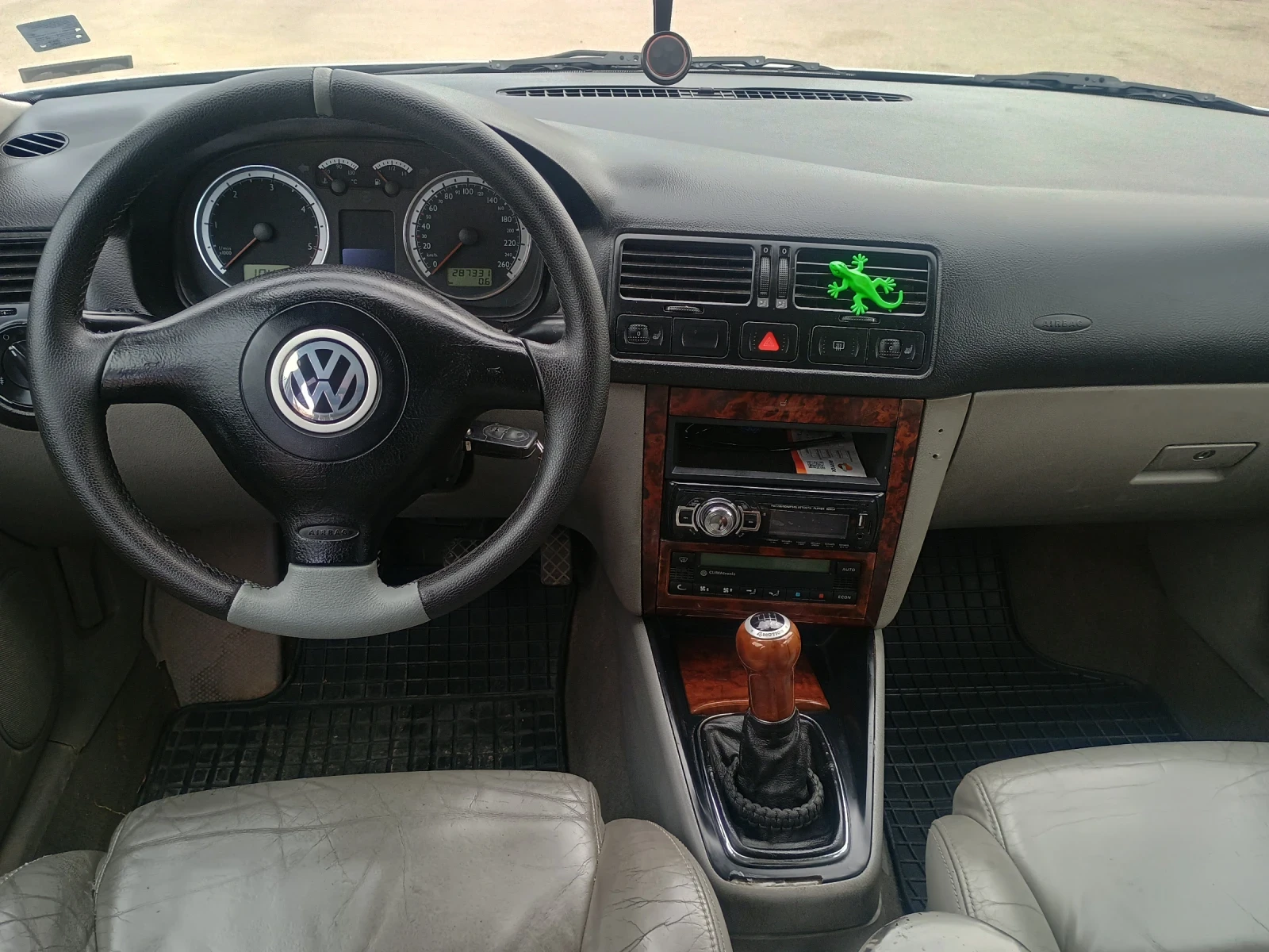VW Bora 1.9 TDI 4 motion 6 скорости, снимка 6 - Автомобили и джипове - 54227862