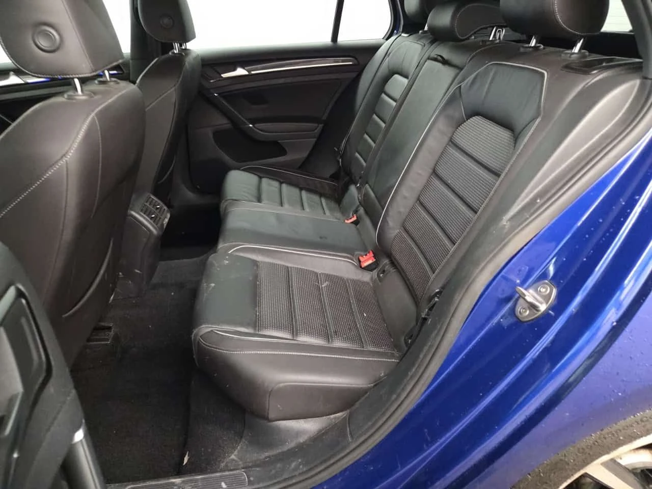 VW Golf * 5 DOOR MANUAL * CARFAX * ЦЕНА ДО БГ, снимка 12 - Автомобили и джипове - 54930838