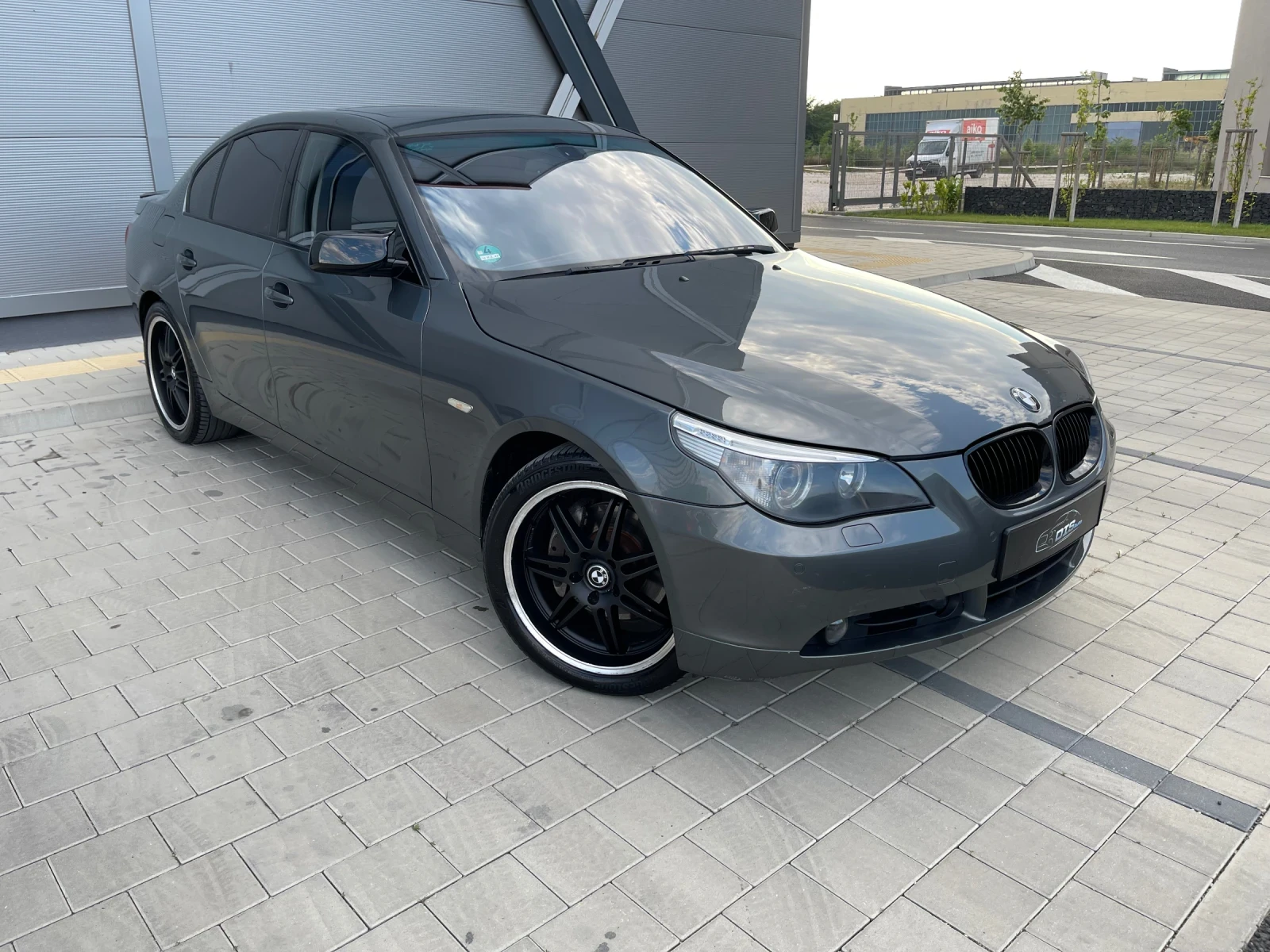 BMW 530 xDrive / 231к.с/Distronic/ Night vision , снимка 2 - Автомобили и джипове - 54934545