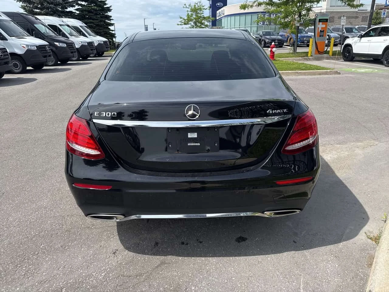 Mercedes-Benz E 300 BURMESTER| PANO| MEMORY| CARFAX| , снимка 7 - Автомобили и джипове - 55219329