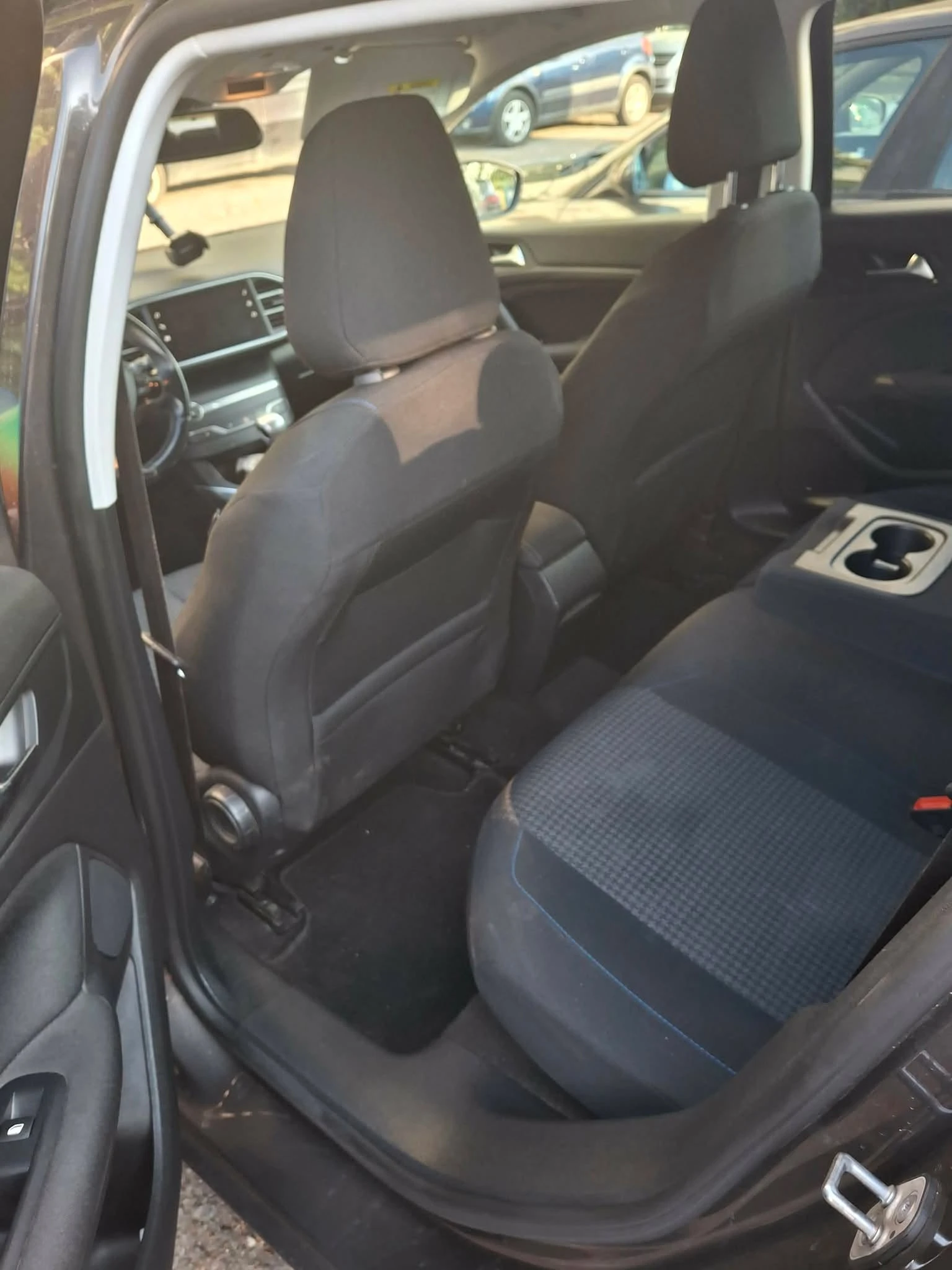 Peugeot 308 1.2 130 FACELIFT, снимка 10 - Автомобили и джипове - 56217938