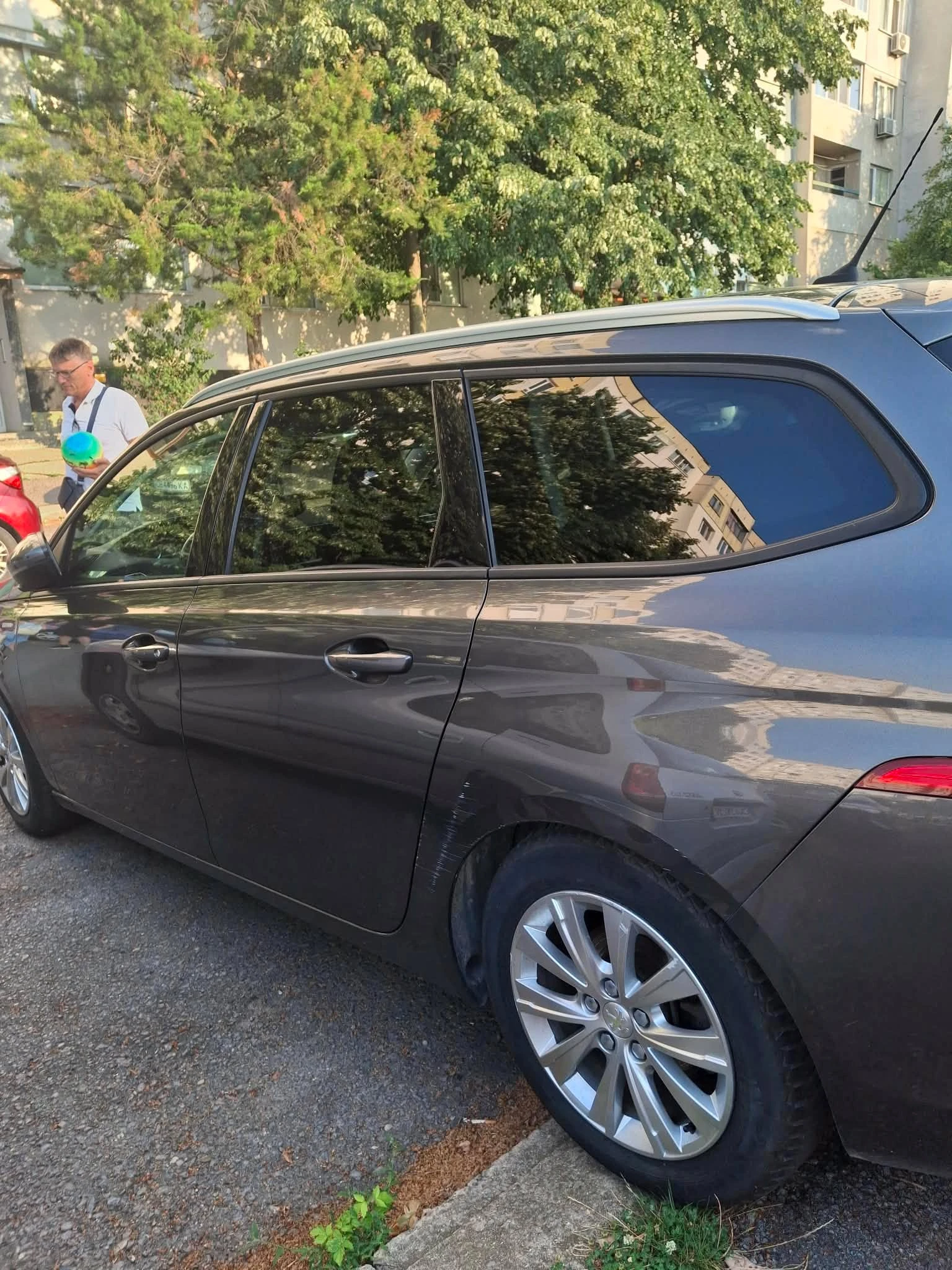 Peugeot 308 1.2 130 FACELIFT, снимка 5 - Автомобили и джипове - 56217938