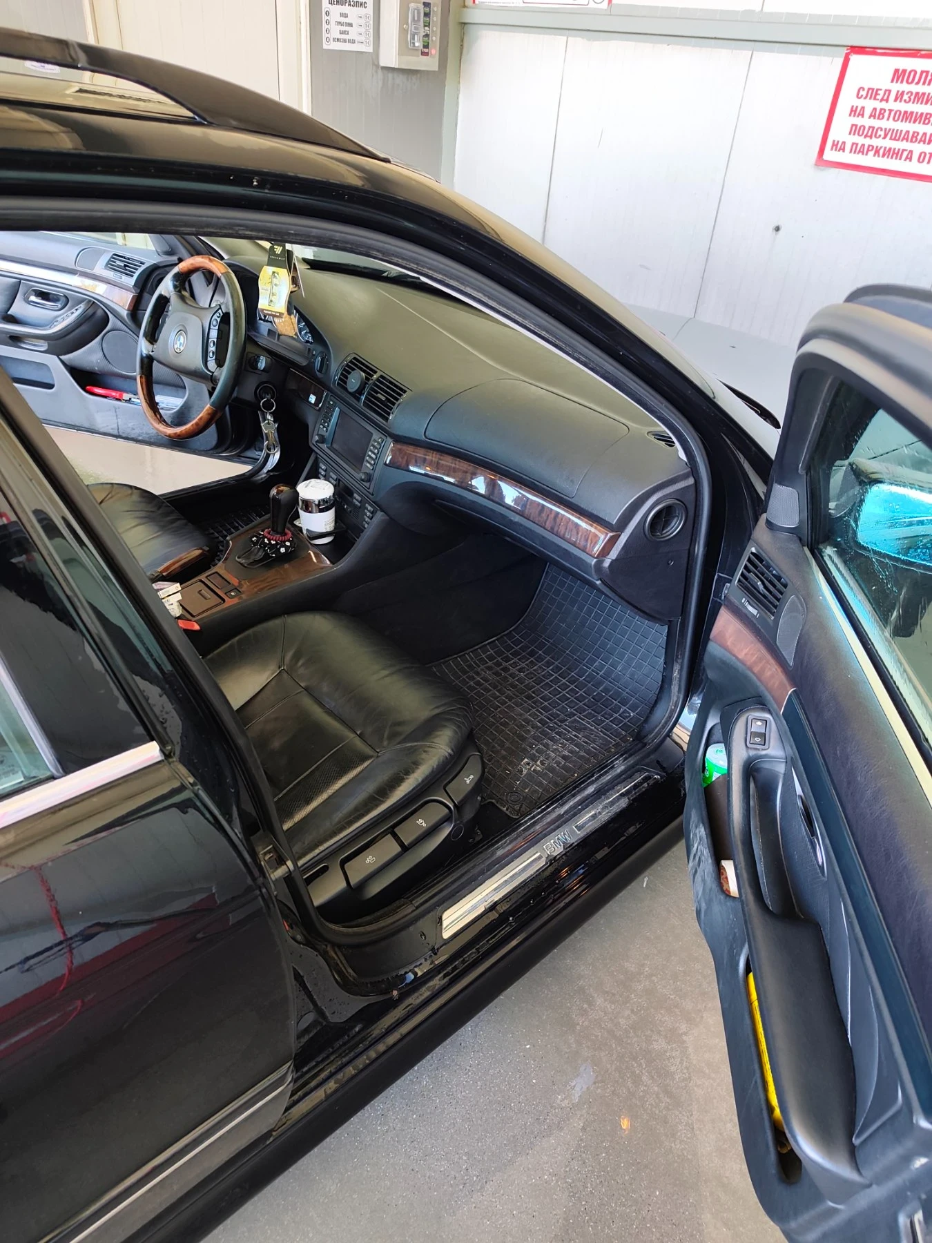 BMW 525, снимка 4 - Автомобили и джипове - 56376346