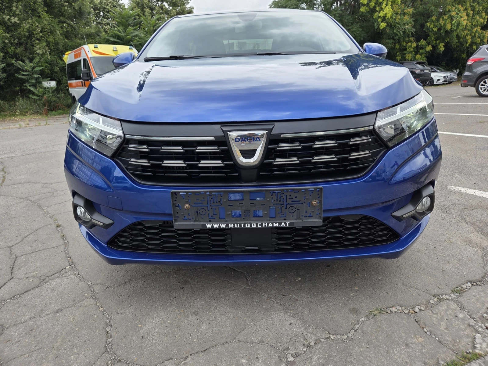 Dacia Logan 2021 Automatic , снимка 2 - Автомобили и джипове - 56451493