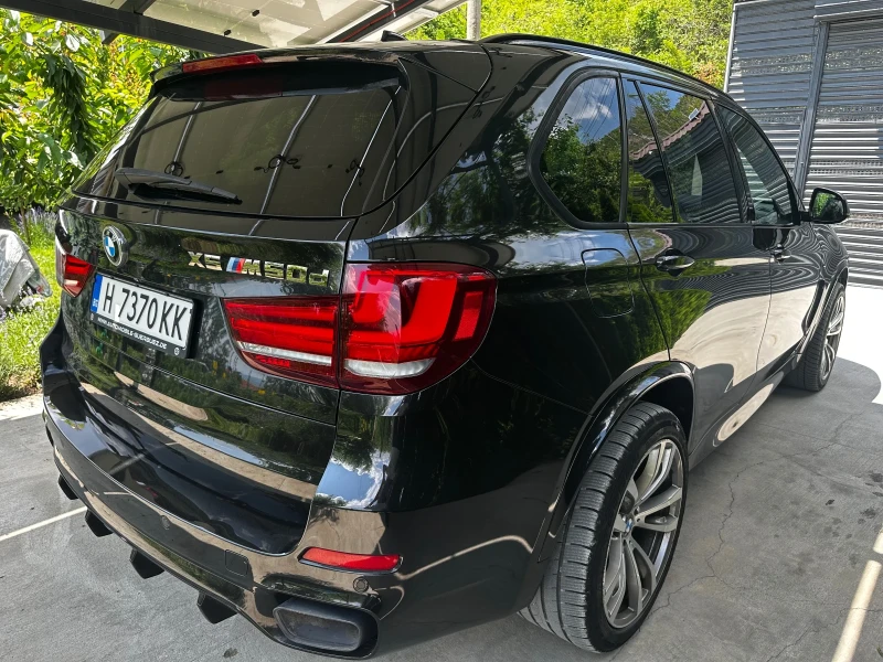 BMW X5 M50* FULL LED* DISTRONIC+ * KEYLESS* PANORAMA* F1, снимка 5 - Автомобили и джипове - 50689789
