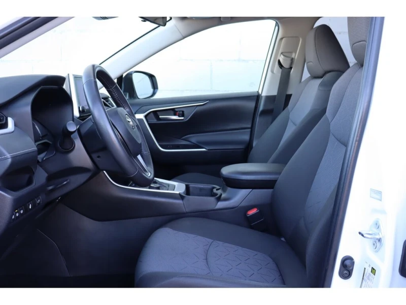 Toyota Rav4 HYBRID XLE * * CARFAX * * АВТО КРЕДИТ * * , снимка 9 - Автомобили и джипове - 52580385