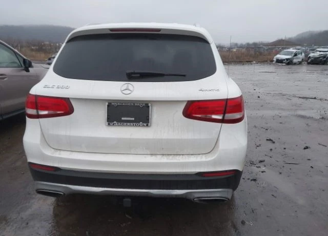 Mercedes-Benz GLC 300 4MATIC, снимка 4 - Автомобили и джипове - 48904453