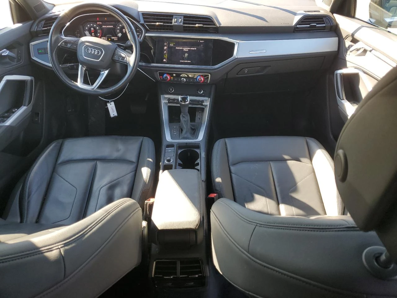 Audi Q3 Premium Plus S-Line* Диг.табло* Дистроник* Пано*  - изображение 8
