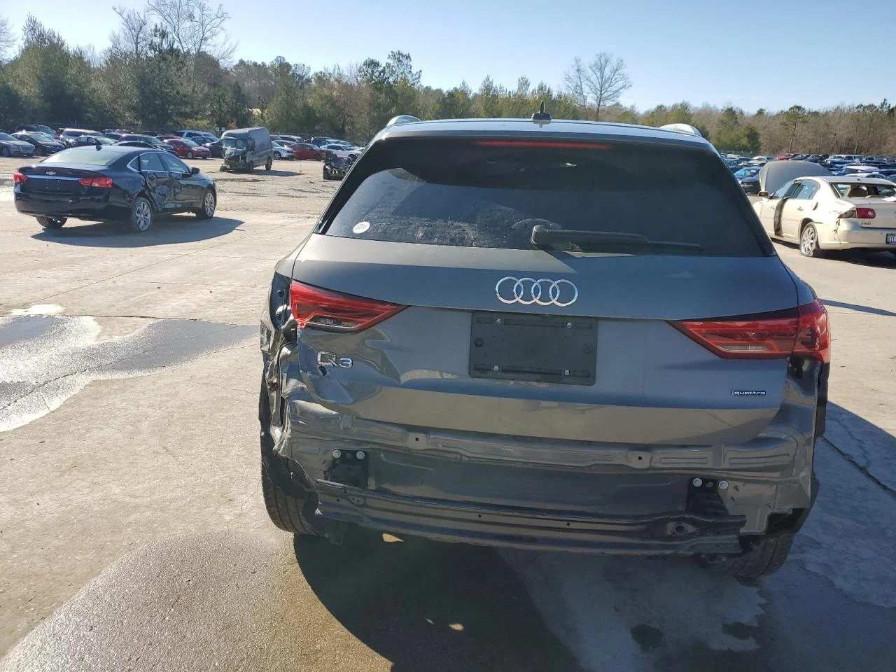 Audi Q3 Premium Plus S-Line* Диг.табло* Дистроник* Пано*  - изображение 4