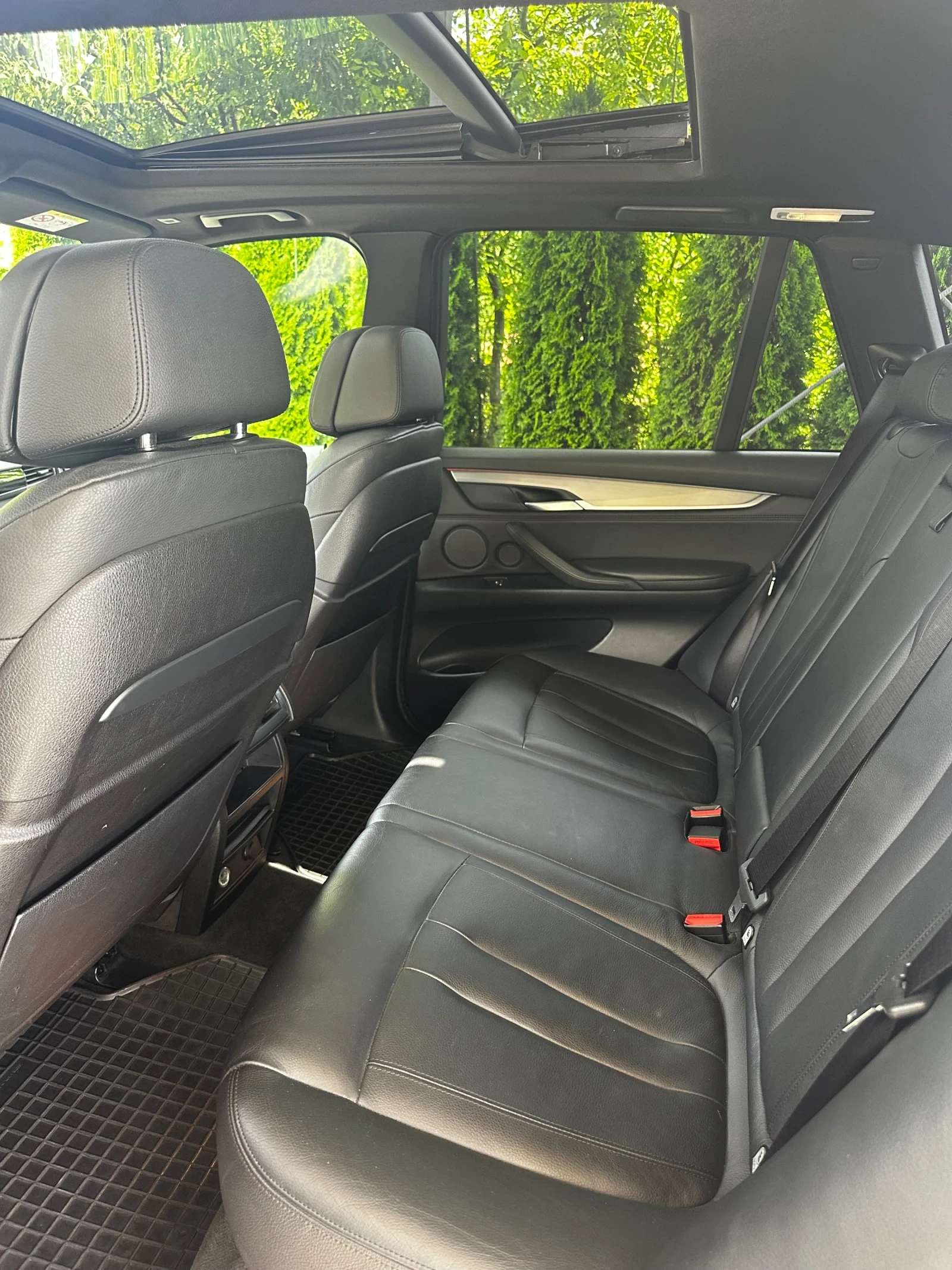 BMW X5 M50* FULL LED* DISTRONIC+ * KEYLESS* PANORAMA* F1 - изображение 8