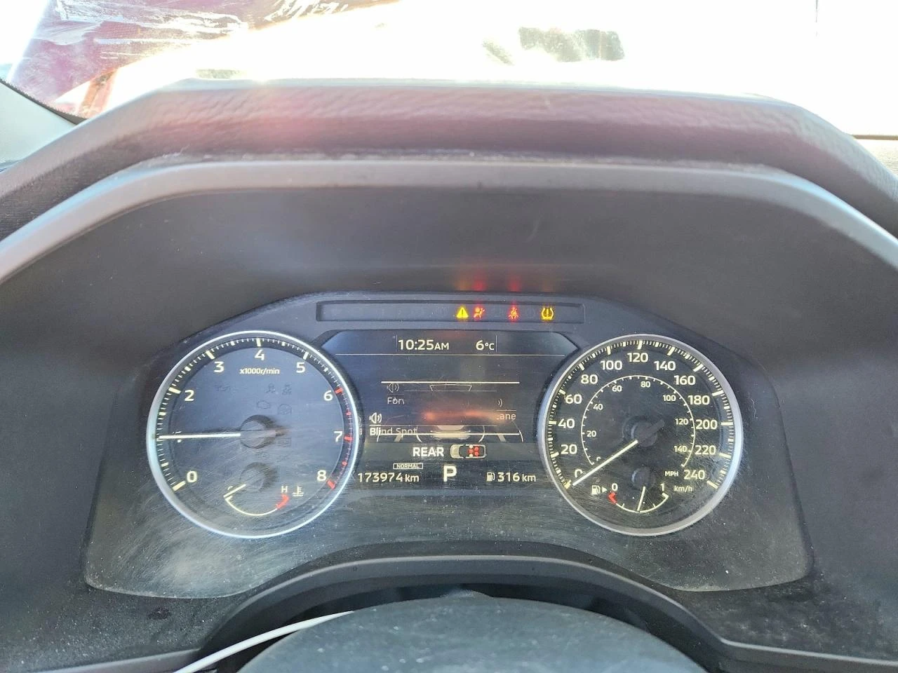 Mitsubishi Outlander 2.5l Se, снимка 9 - Автомобили и джипове - 53831569