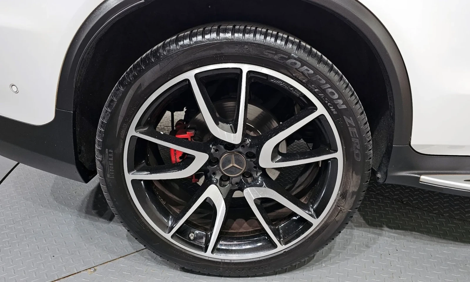 Mercedes-Benz GLC 43 AMG 4MATIC* BURMESTER* 360 CAMS, снимка 5 - Автомобили и джипове - 54776438