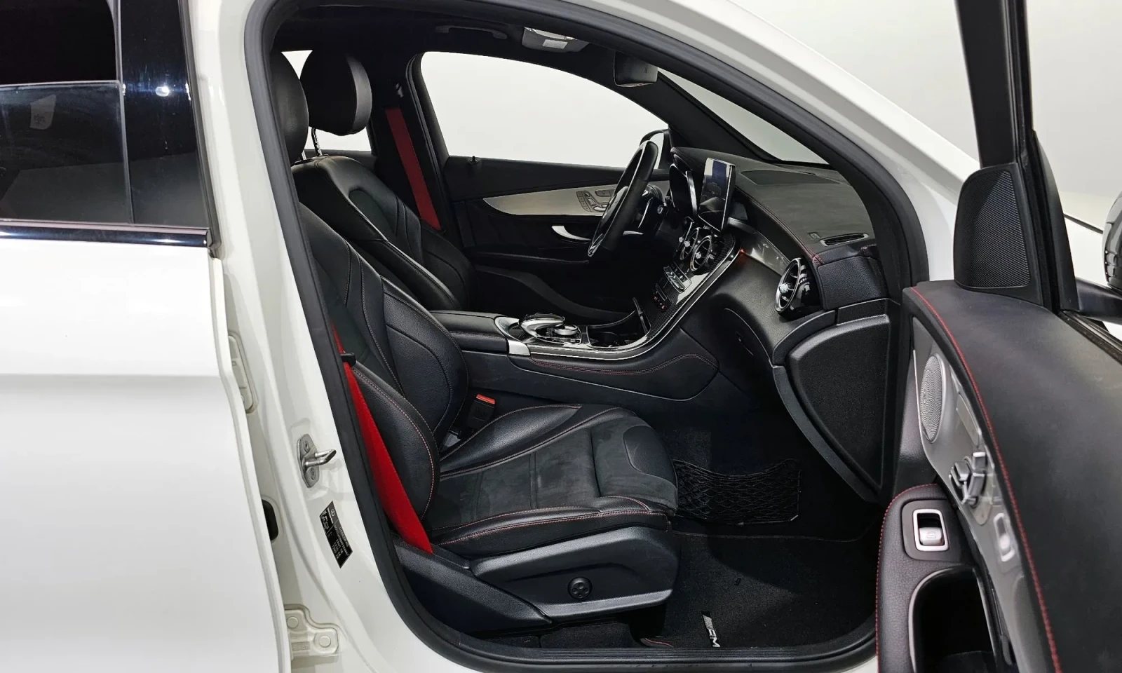 Mercedes-Benz GLC 43 AMG 4MATIC* BURMESTER* 360 CAMS, снимка 11 - Автомобили и джипове - 54776438