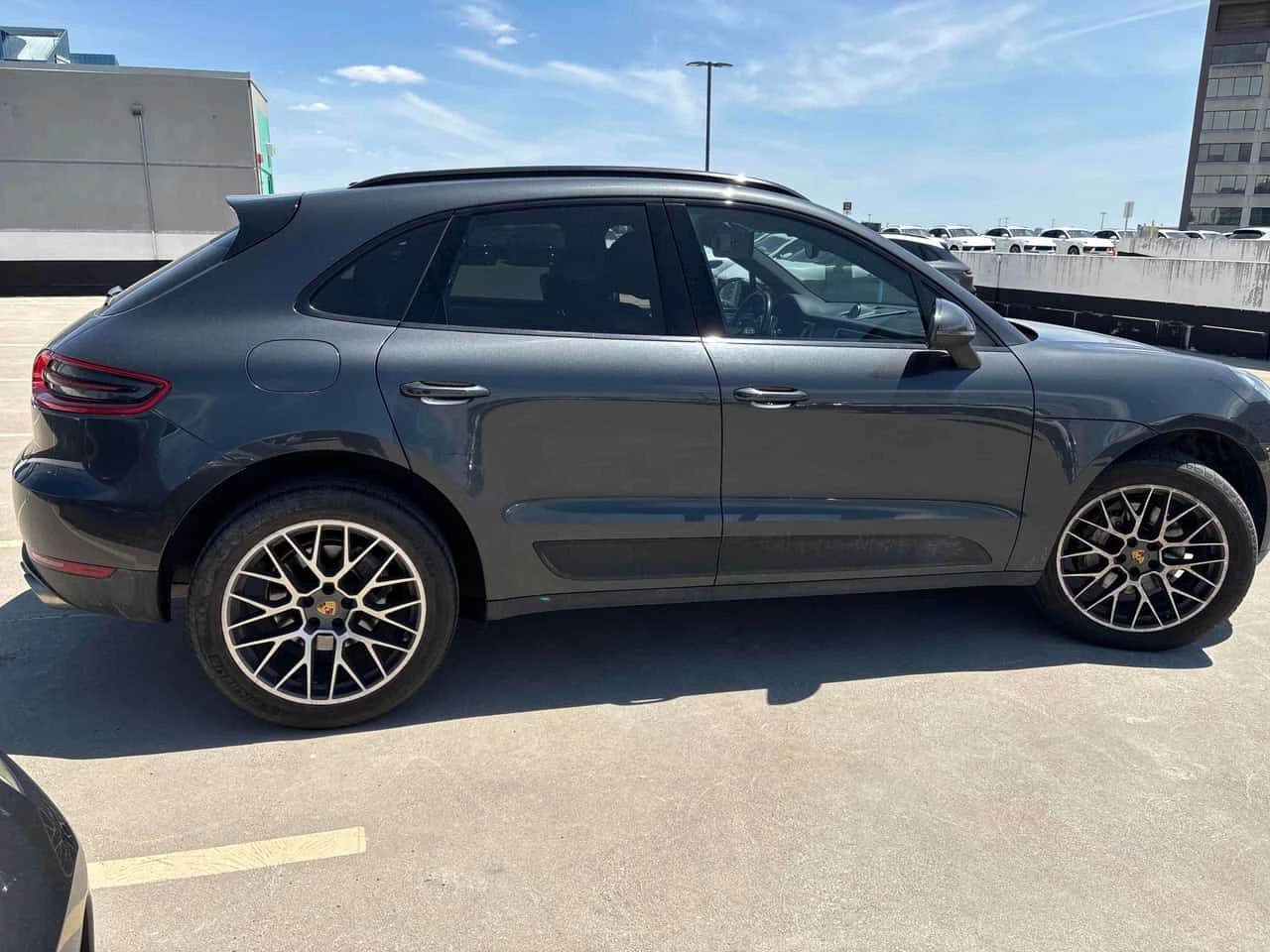 Porsche Macan | ОБДУХВАНЕ | ПОДГРЕВ | ПАНОРАМА | CARFAX | , снимка 3 - Автомобили и джипове - 54794679