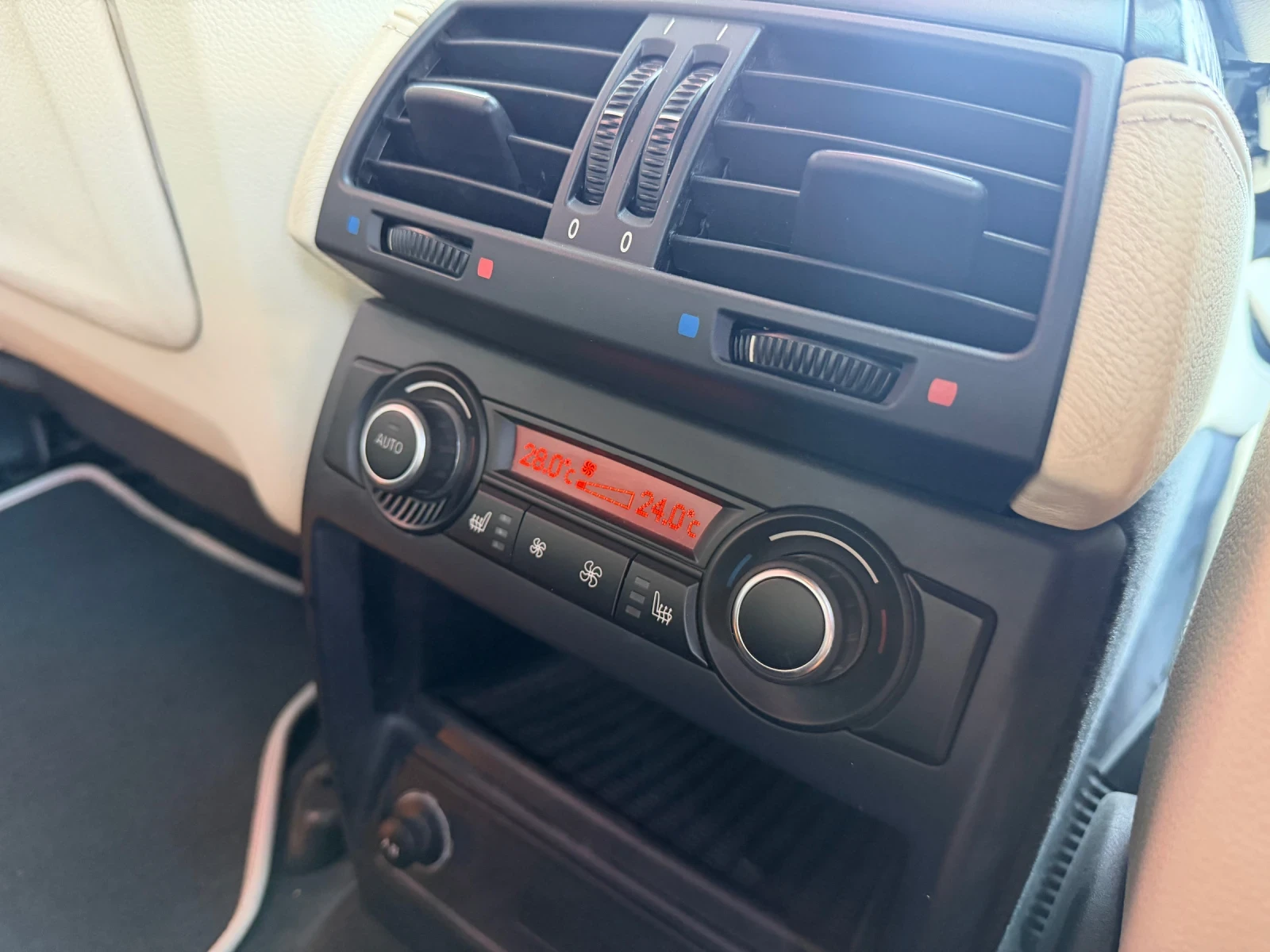 BMW X6 40D* FACE* LASSER* ВАКУМ* ДИСТРОНИК, снимка 8 - Автомобили и джипове - 55354879