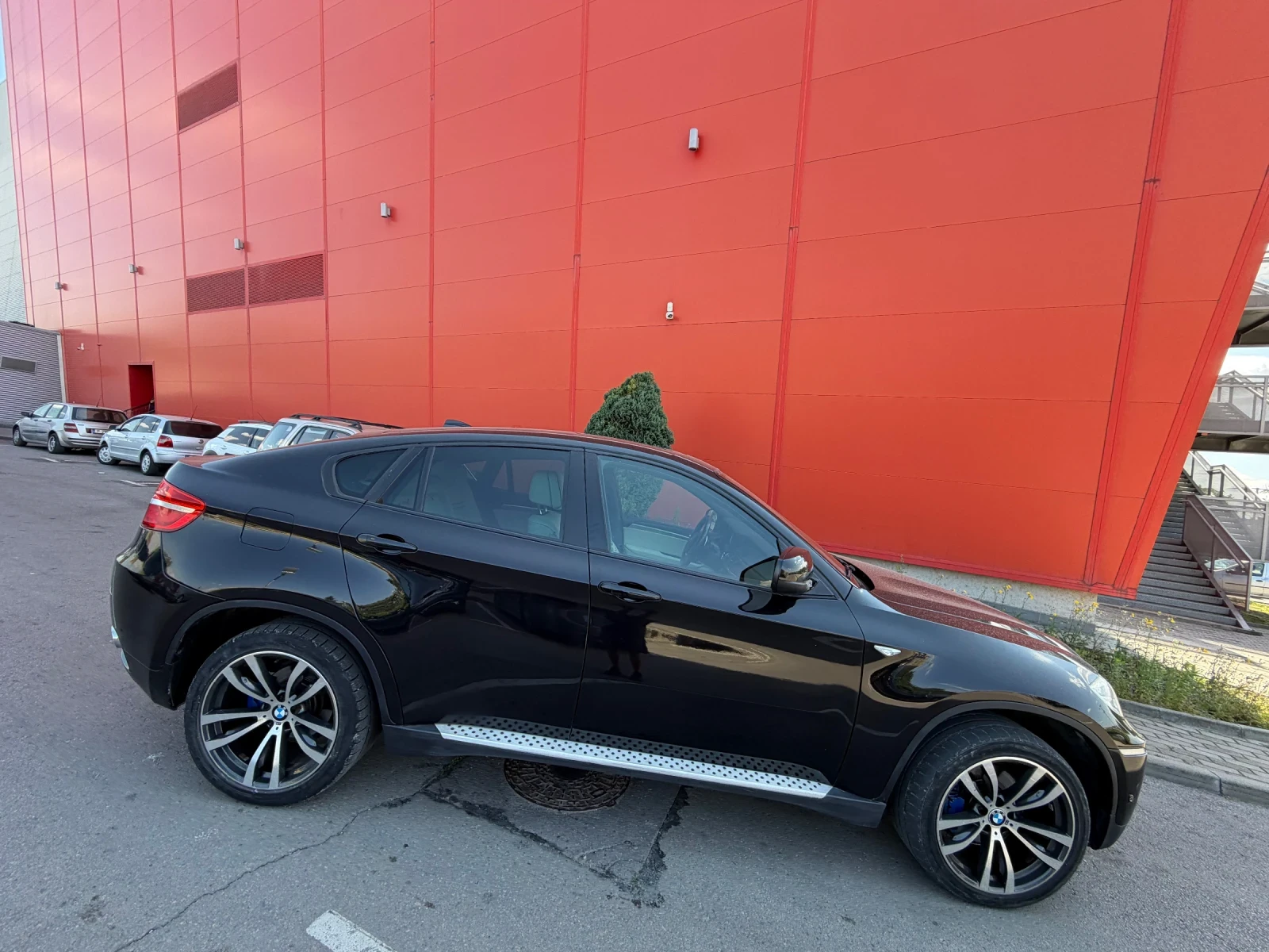 BMW X6 40D* FACE* LASSER* ВАКУМ* ДИСТРОНИК, снимка 4 - Автомобили и джипове - 55354879