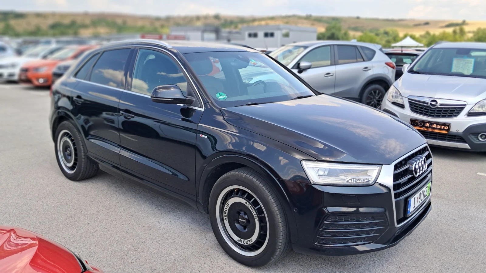 Audi Q3 2.0TDI, снимка 5 - Автомобили и джипове - 55656635