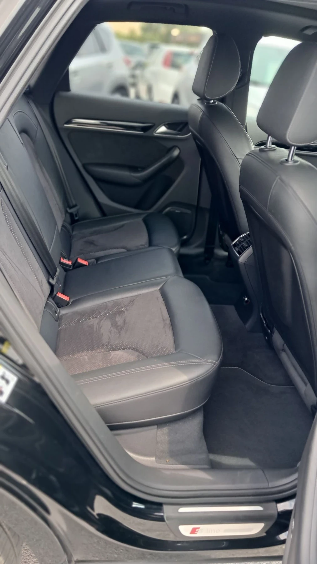Audi Q3 2.0TDI, снимка 13 - Автомобили и джипове - 55656635