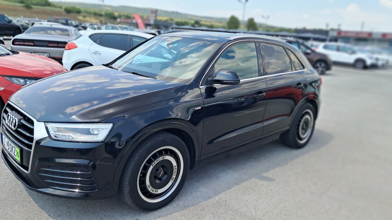 Audi Q3 2.0TDI, снимка 2 - Автомобили и джипове - 55656635