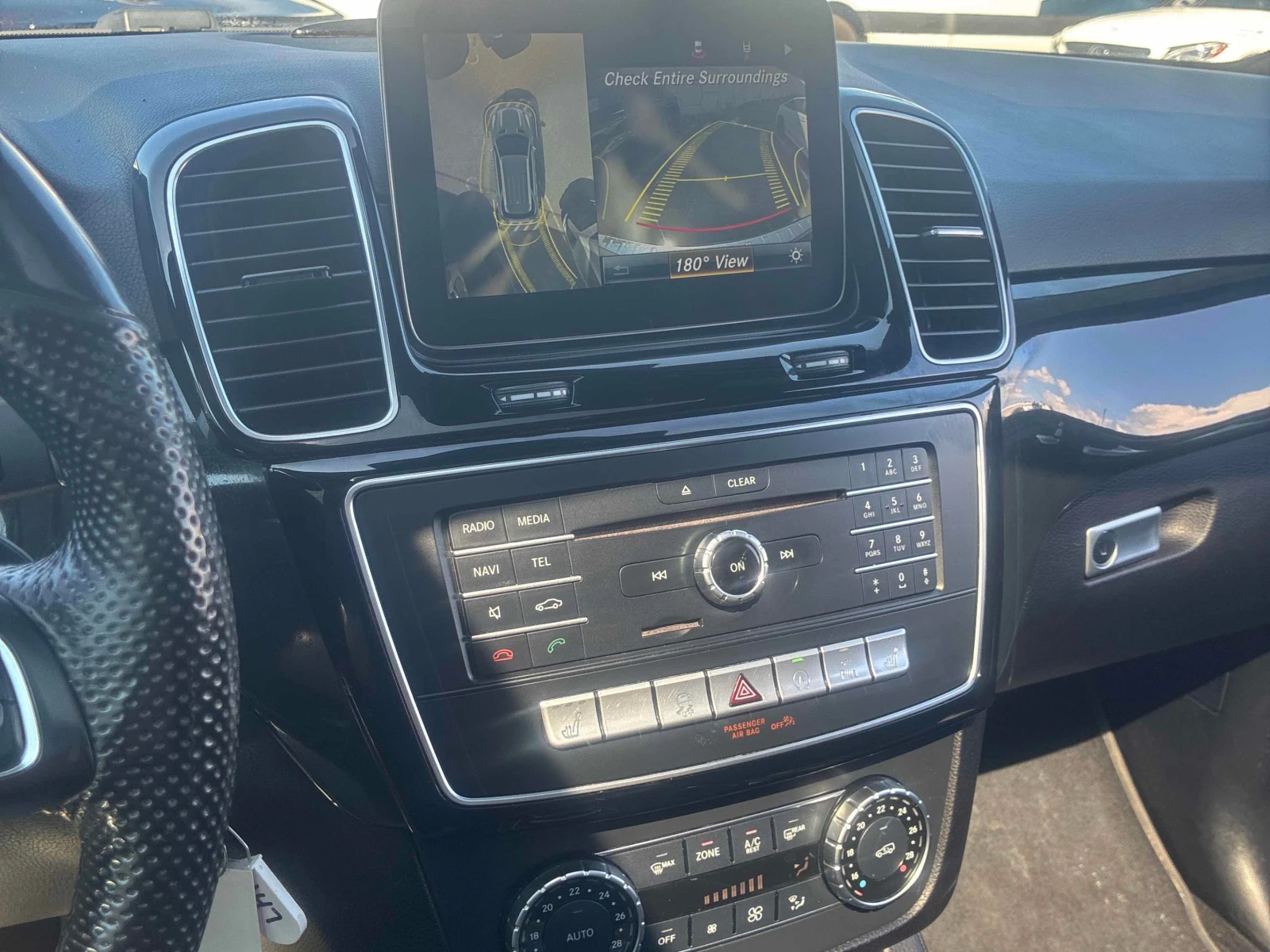 Mercedes-Benz GLE 400 4MATIC | CARFAX | БЕЗ ИНЦИДЕНТИ, снимка 14 - Автомобили и джипове - 55942997