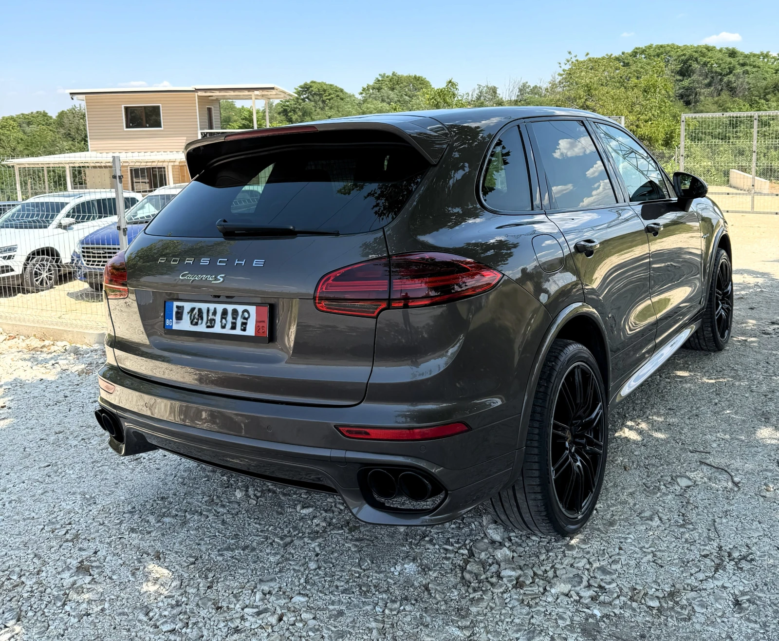Porsche Cayenne S E-Hybrid 416 к.с. 4x4 Facelift Обслужен, снимка 8 - Автомобили и джипове - 56086639