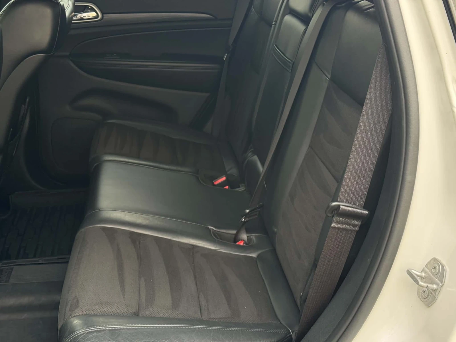 Jeep Grand cherokee 3.6 Petrol/LPG, снимка 15 - Автомобили и джипове - 56227221