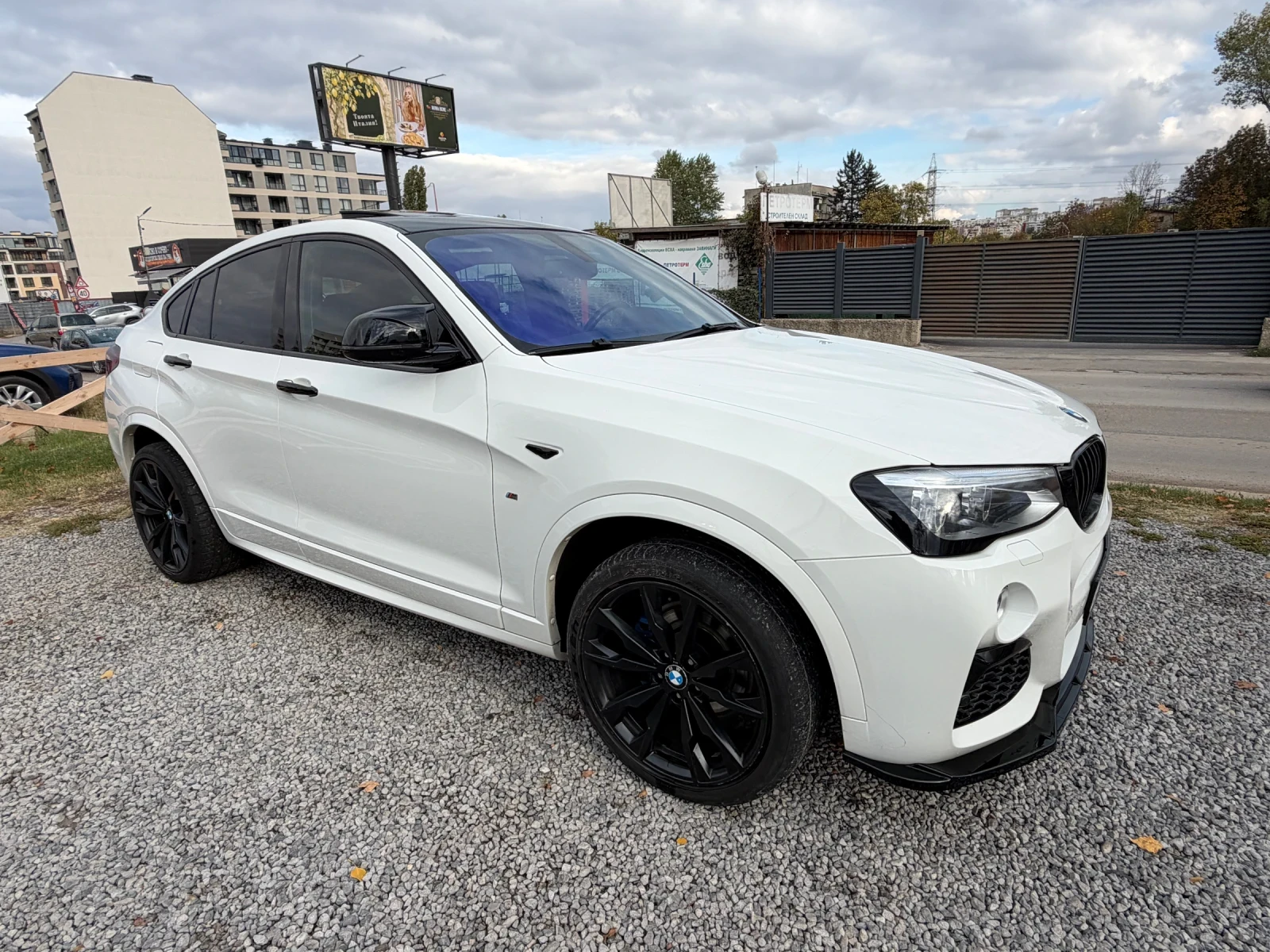 BMW X4 M40, снимка 2 - Автомобили и джипове - 56545991