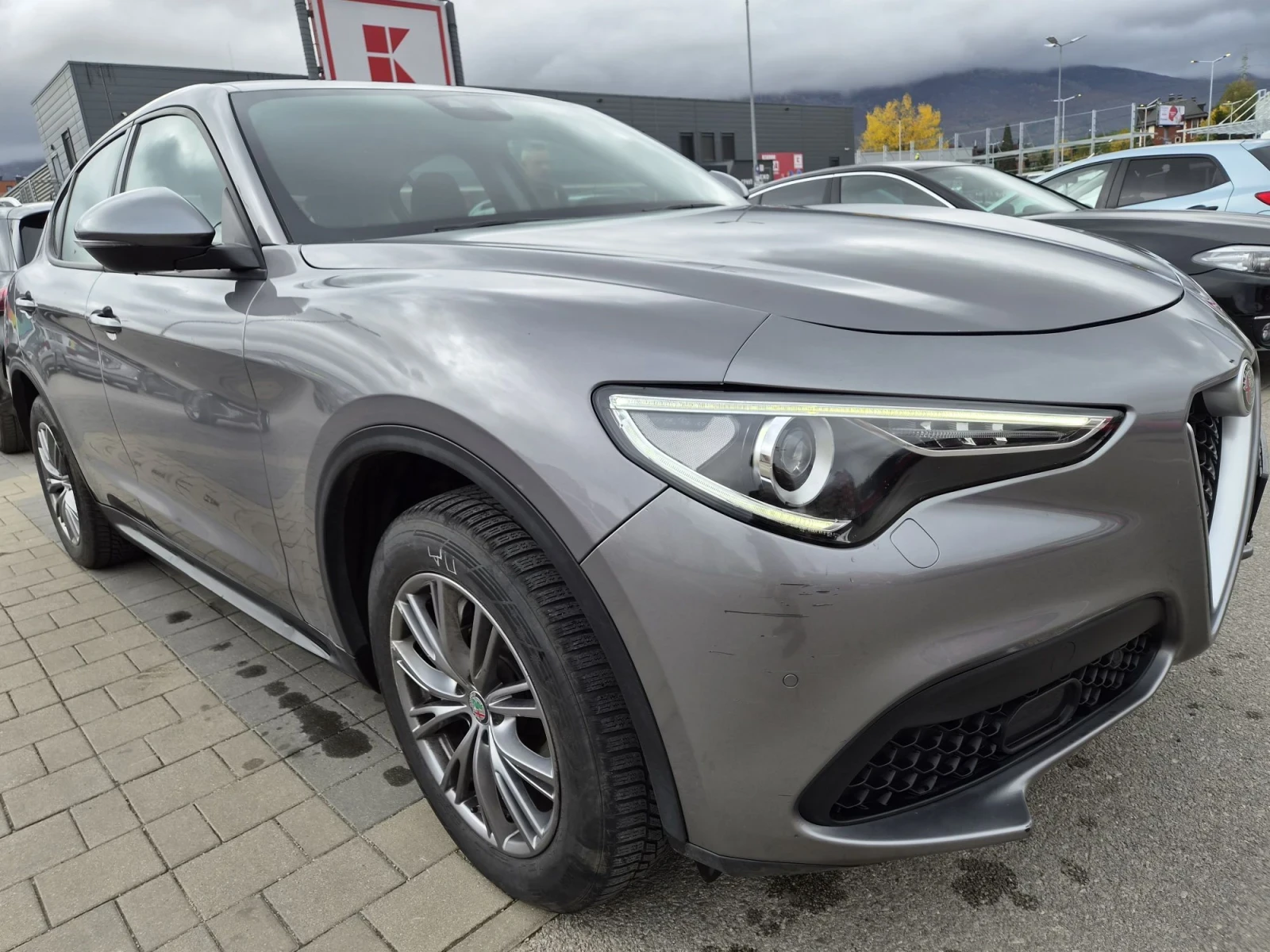 Alfa Romeo Stelvio 2.2 JTD Q4, снимка 9 - Автомобили и джипове - 56704958