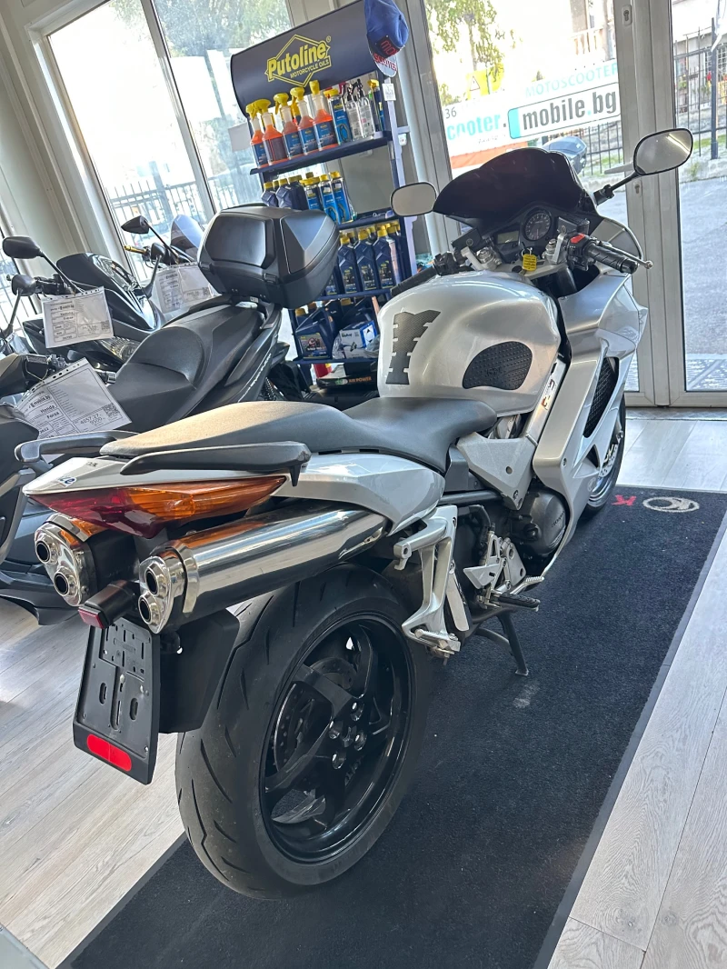 Honda Vfr 800i , снимка 2 - Мотоциклети и мототехника - 52109058