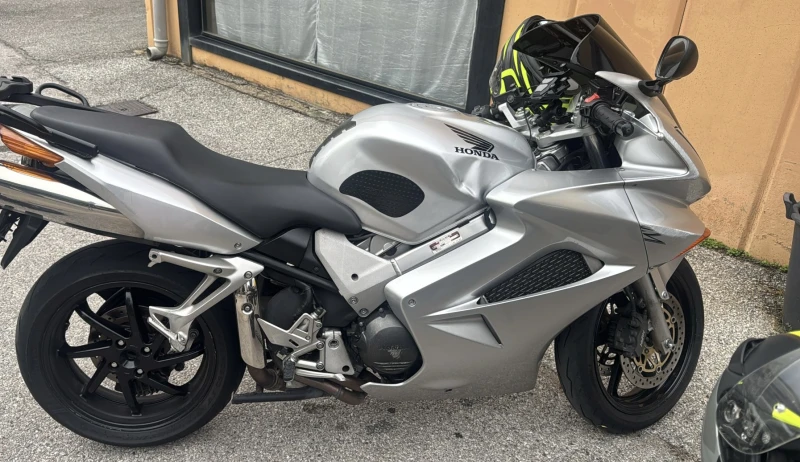 Honda Vfr 800i , снимка 13 - Мотоциклети и мототехника - 52109058