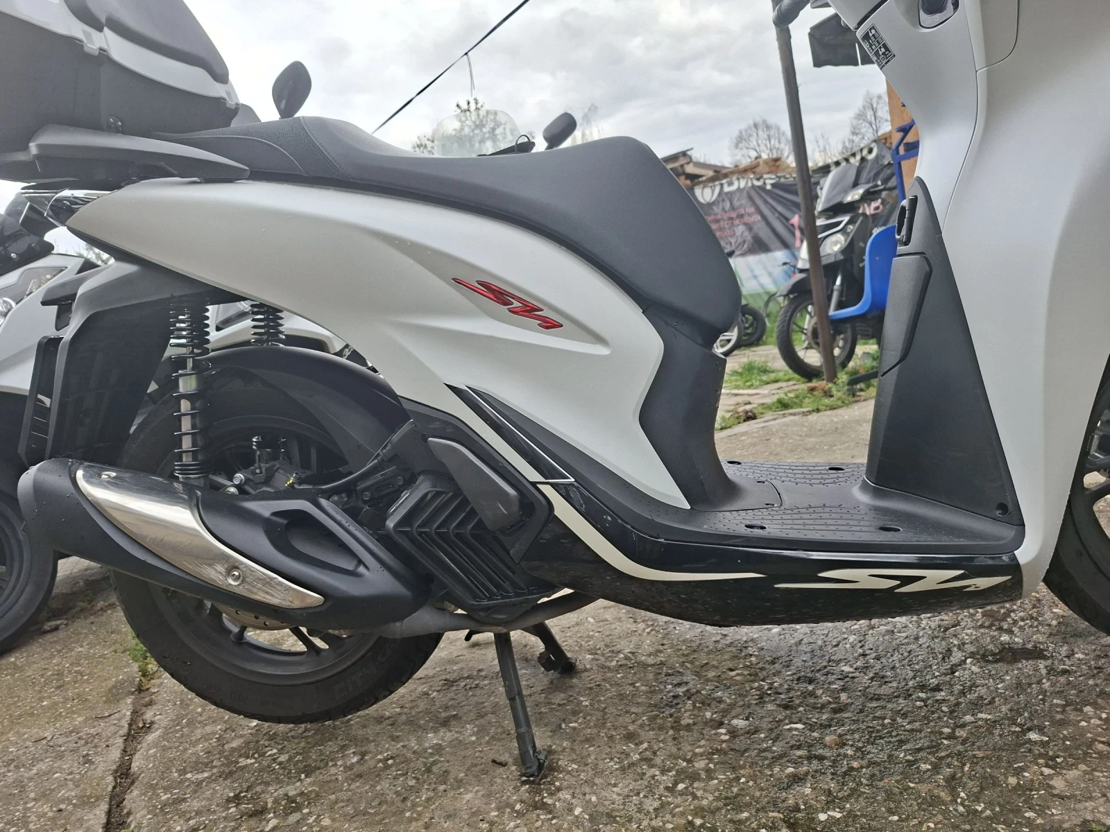 Honda Sh 125is SPORT ABS Keyless  Auto stop Реални километр, снимка 14 - Мотоциклети и мототехника - 54229460