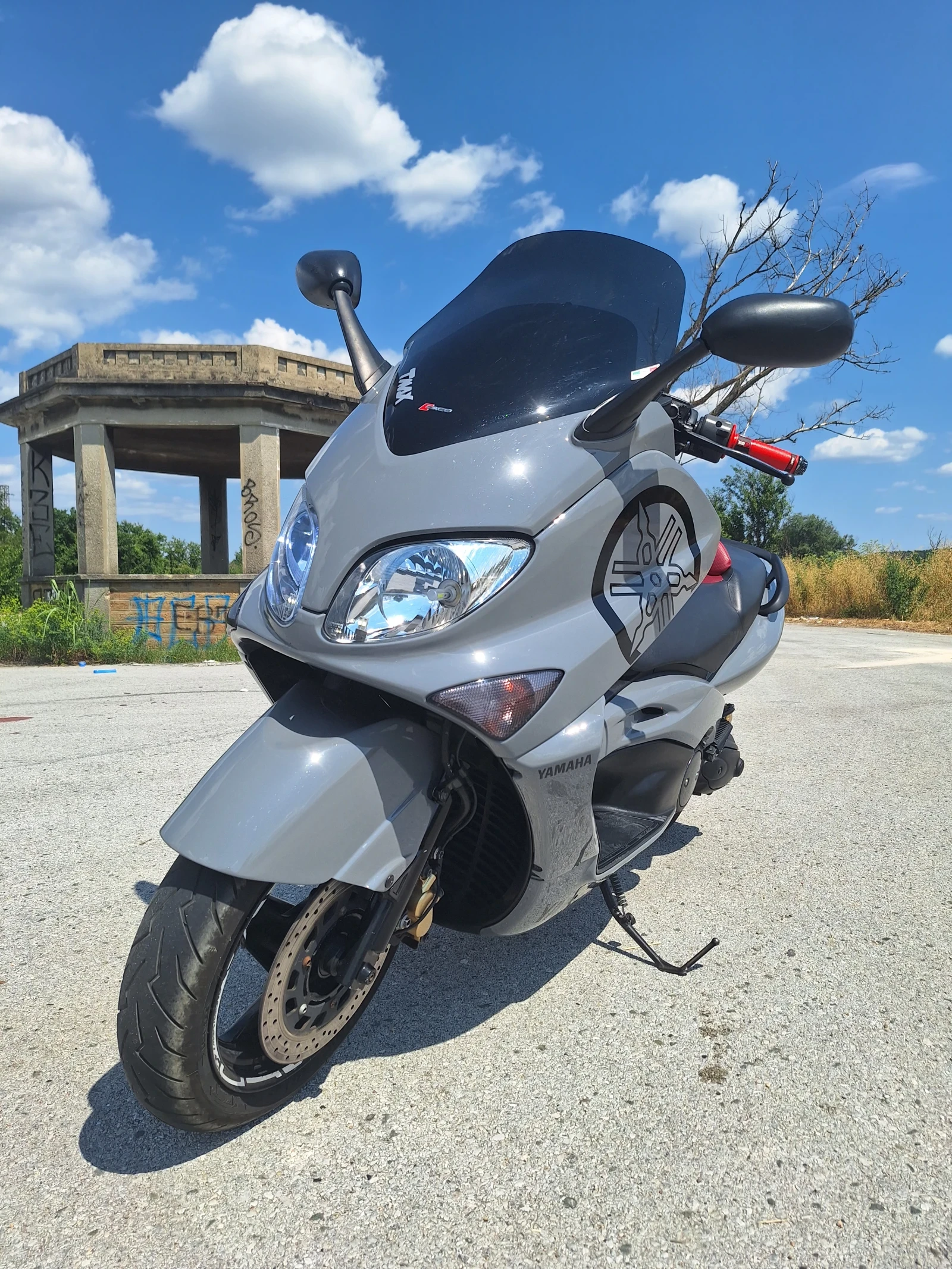 Yamaha T-max 500