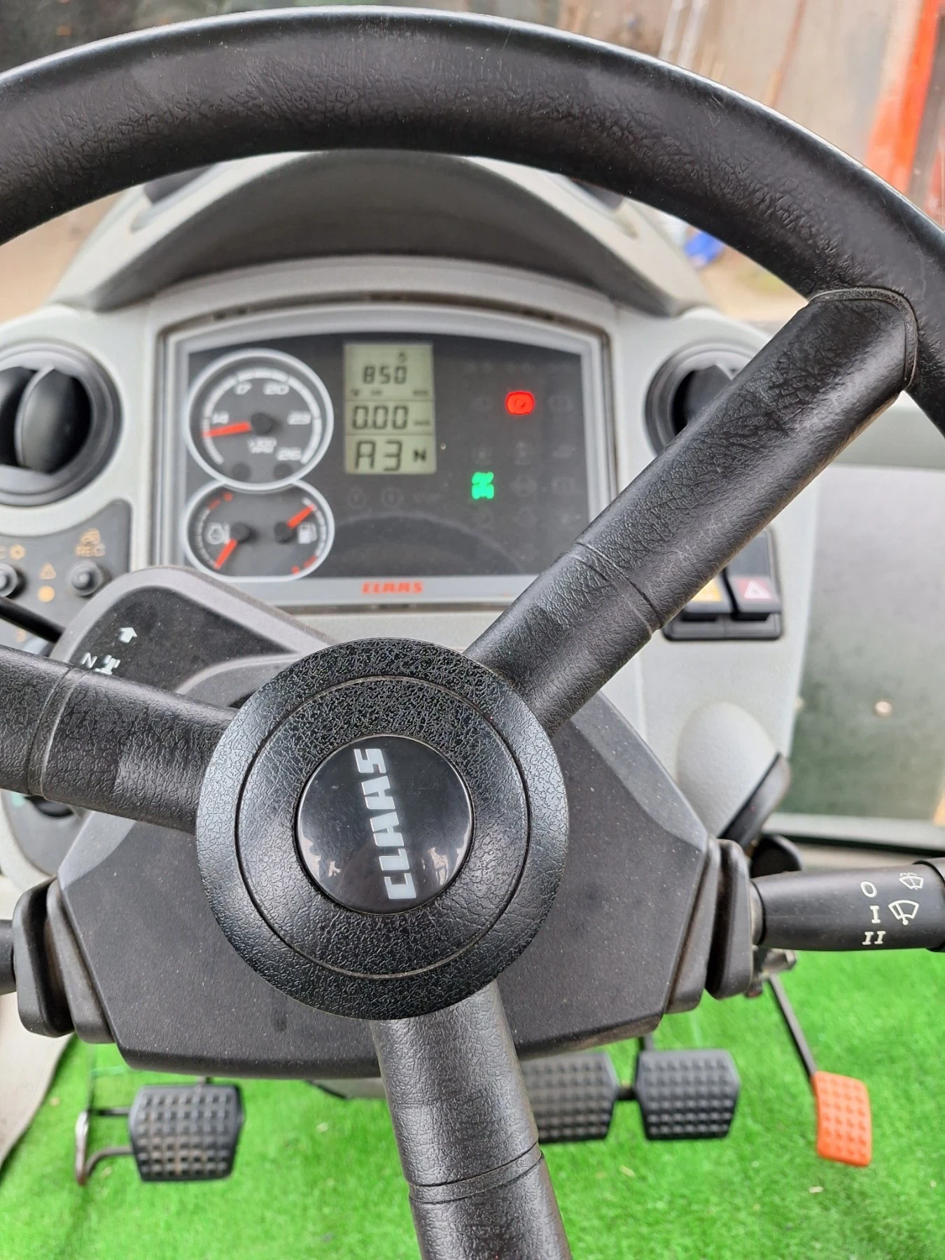 Трактор Claas Arion 630 c - изображение 6