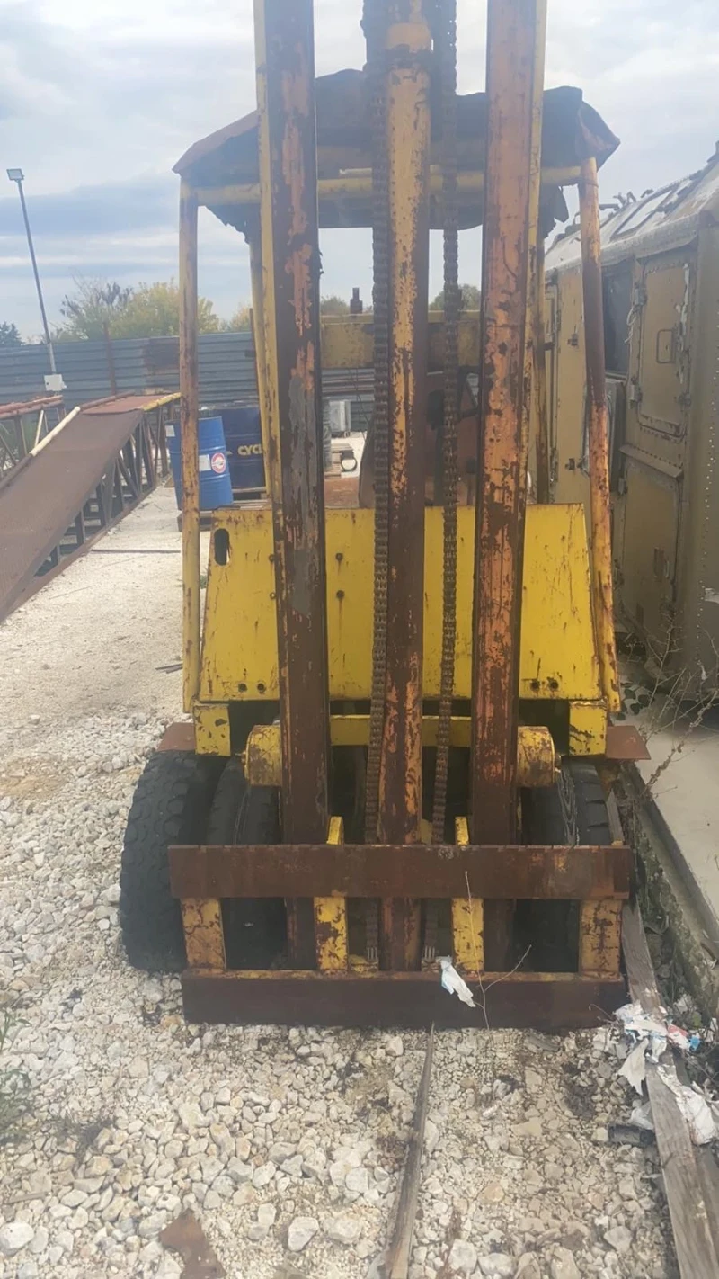 Мотокар Други