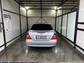 Mercedes-Benz E 320 4 matic Airmatic, снимка 2