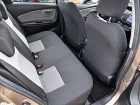 Toyota Yaris АВТОМАТИК-ХИБРИД, снимка 8
