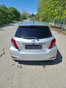 Обява за продажба на Toyota Yaris 1.3 VVTI ~15 700 лв. - изображение 5