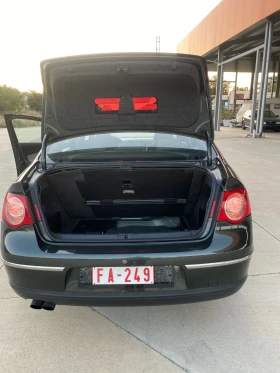 VW Passat 2.0 I NAVI KLIMA  | Mobile.bg    14