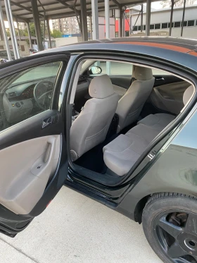 VW Passat 2.0 I NAVI KLIMA  | Mobile.bg    9