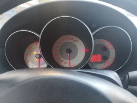 Mazda 3 - 2300 € / 4498.41 лв. - 54130636 9