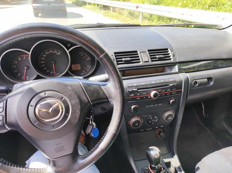 Mazda 3, снимка 3 - Автомобили и джипове - 47328126