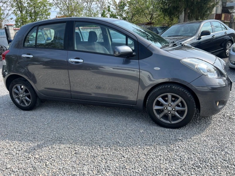 Toyota Yaris 1.3VVTI-101K.C-FACE-UNIKAT, снимка 8 - Автомобили и джипове - 45252820