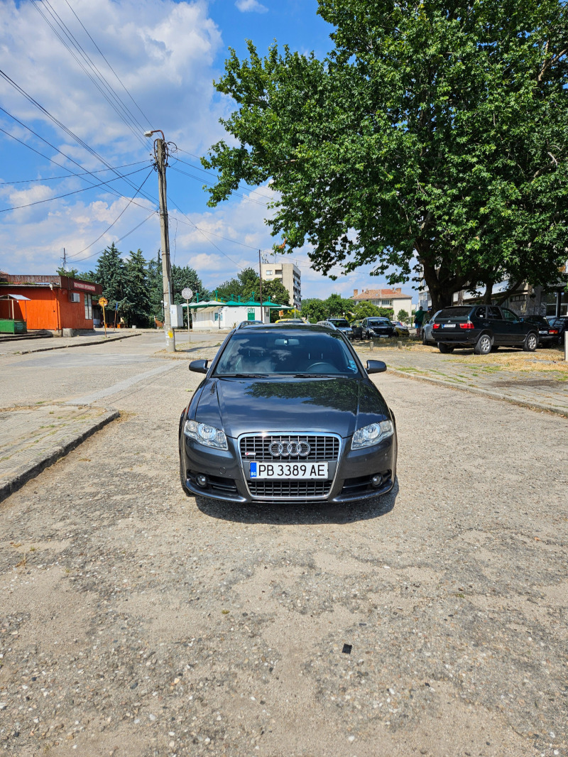 Audi A4, снимка 1 - Автомобили и джипове - 46316579
