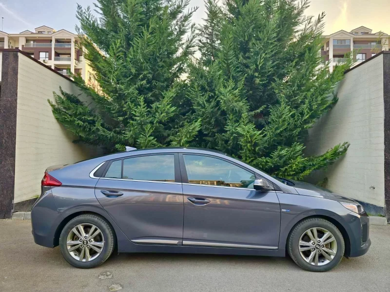 Hyundai Ioniq, снимка 7 - Автомобили и джипове - 52612597