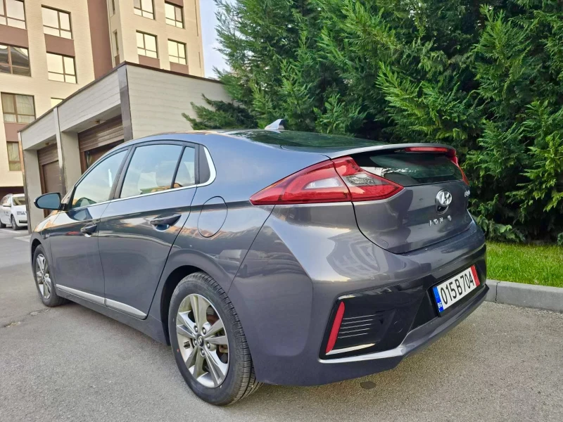 Hyundai Ioniq, снимка 3 - Автомобили и джипове - 52612597