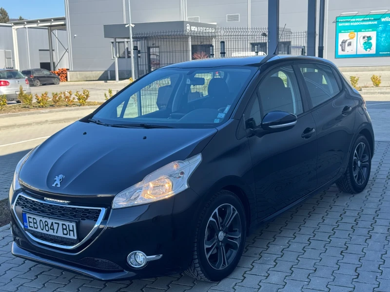 Peugeot 208 1.4i ГАЗ/ЛИЗИНГ, снимка 1 - Автомобили и джипове - 49380175